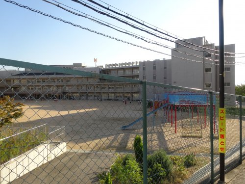 小学校　宝塚市立 長尾小学校（小学校）まで496m