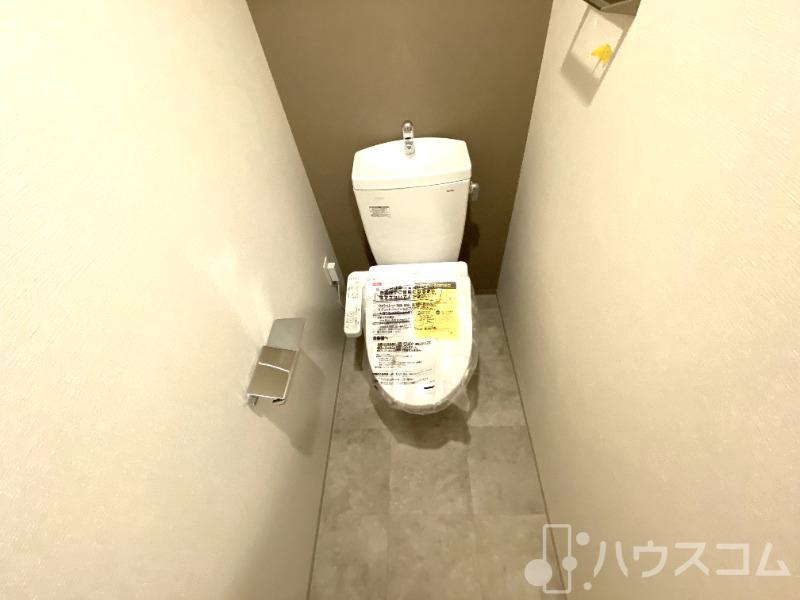 トイレ　冬場も安心の温水洗浄便座！