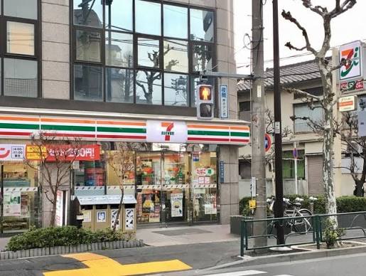 コンビニ　セブンイレブン荒川5丁目店（コンビニ）まで74m