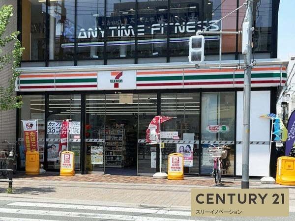 コンビニ　セブンイレブン大阪弁天町駅前店（コンビニ）まで147m