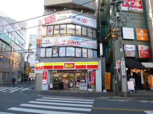 コンビニ　デイリーヤマザキ久米川駅前店（コンビニ）まで387m