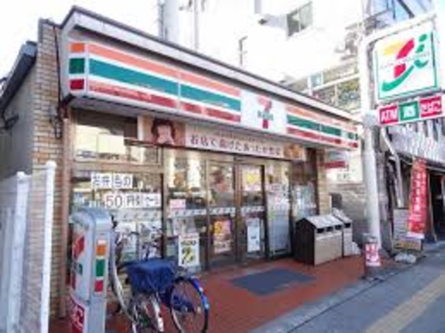 コンビニ　セブンイレブン大阪関目5丁目店（コンビニ）まで389m