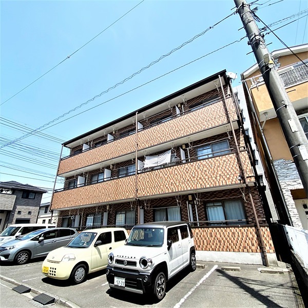 駐車場　駐車場完備。