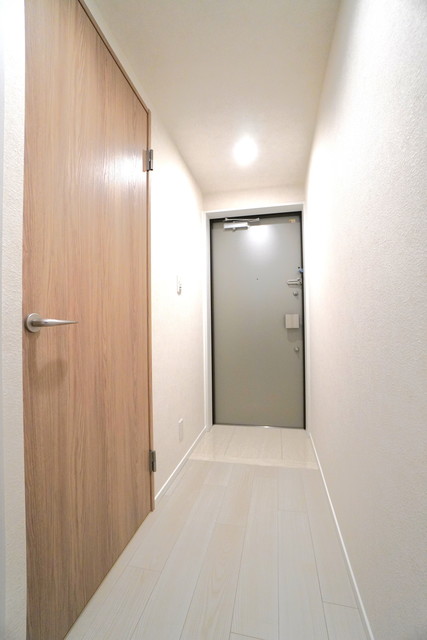 玄関　※写真は同タイプ住戸です。