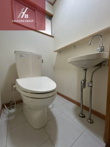 トイレ　トイレもきれいです
