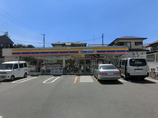 コンビニ　ミニストップ（コンビニ）まで410m