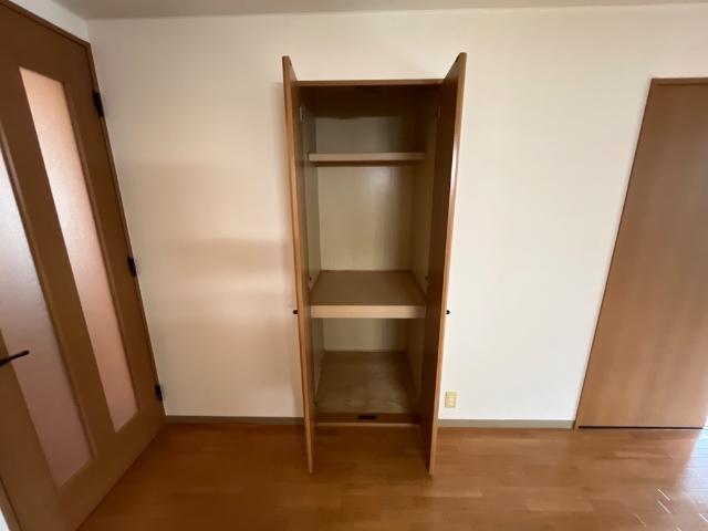 収納　リビング収納