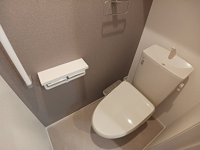 トイレ　シンプルで使いやすいトイレです