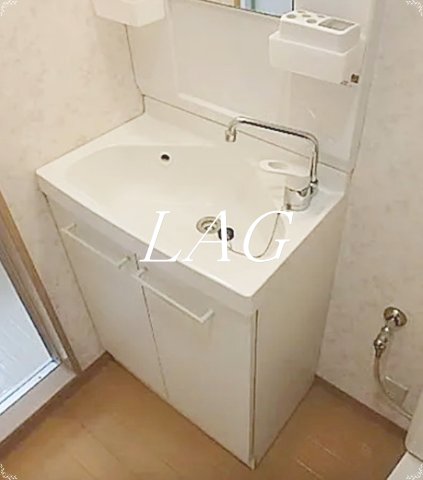 洗面設備　洗面台です。
