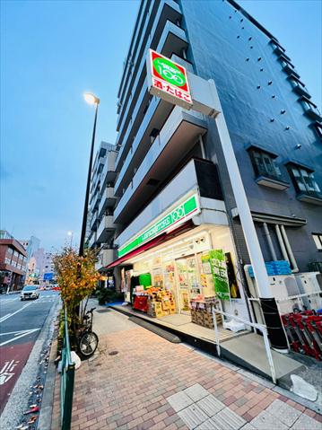コンビニ　ローソンストア１００（コンビニ）まで631m