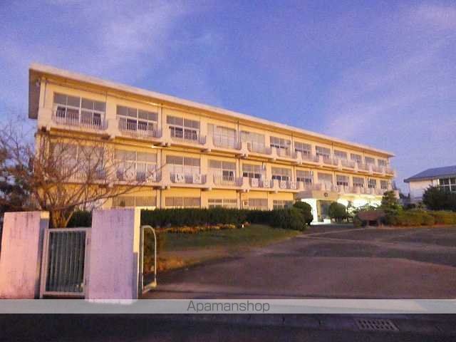 小学校　湖西市立白須賀小学校（小学校）まで1506m