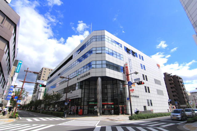 郵便局　松山中央郵便局（郵便局）まで750m