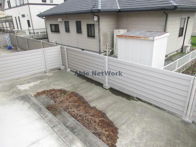 バルコニー　テラス
