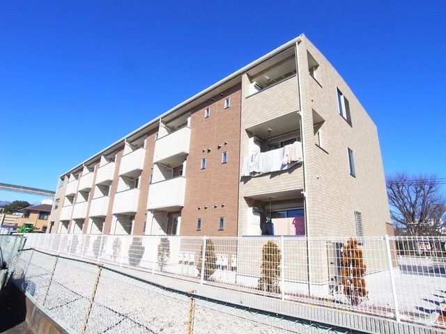 建物外観　♪陽の当たる物件です♪