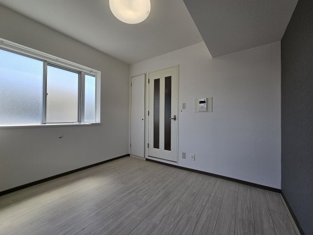 その他部屋・スペース　使い勝手のいい寝室です