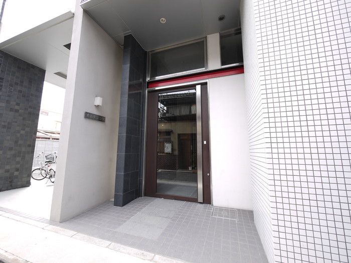 ＪＲ山陰本線 梅小路京都西駅 徒歩2分 9階建 築20年の外観写真