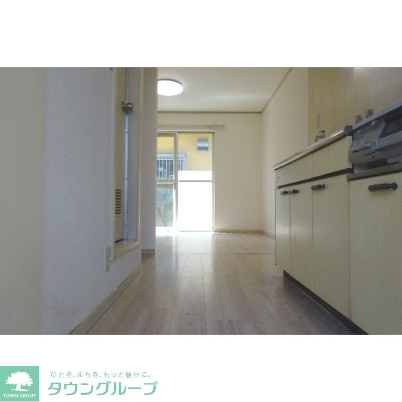 玄関　★お部屋探しは株式会社タウンハウジング東京まで★
