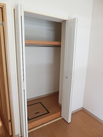 収納　106号室の写真です。
