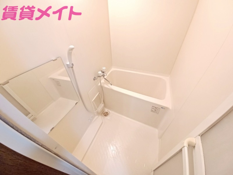 バス・シャワールーム　別棟同型参考写真