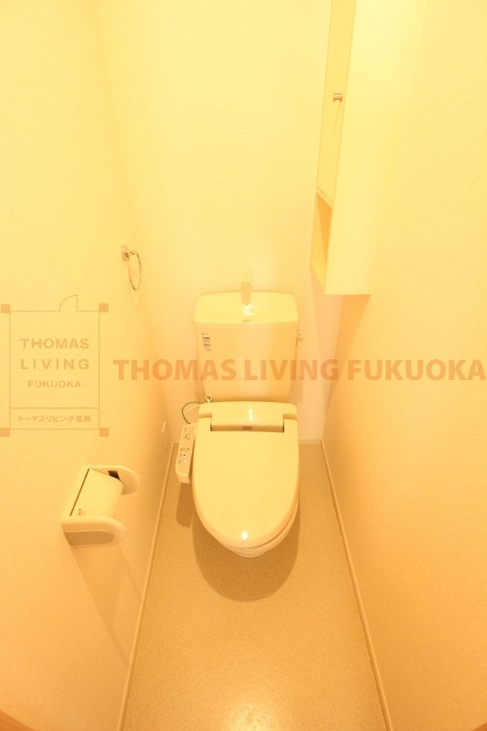 トイレ　写真は同型です。