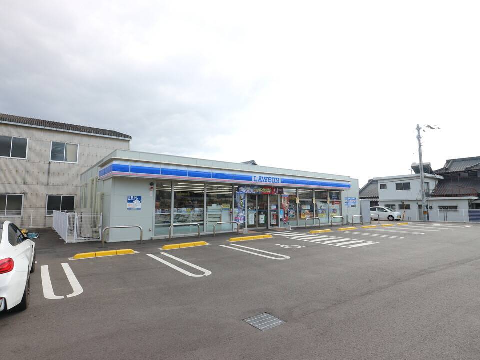 コンビニ　ローソン松山市坪北店（コンビニ）まで603m