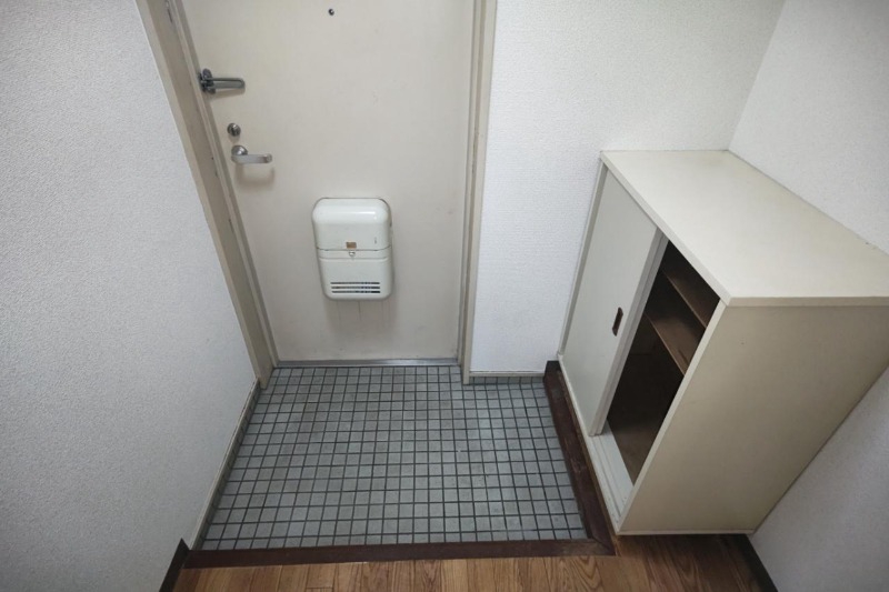 玄関　別号室イメージ