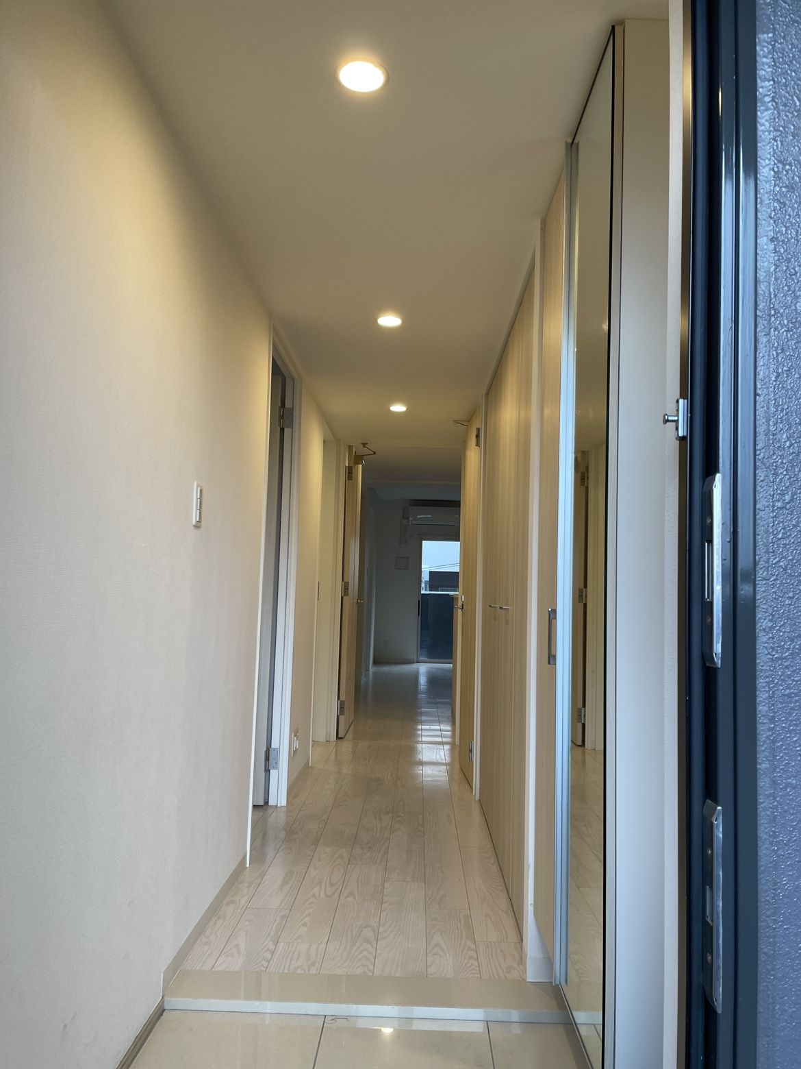 玄関　別部屋参考画像
