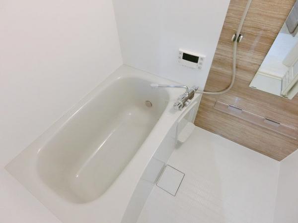 バス・シャワールーム　浴室