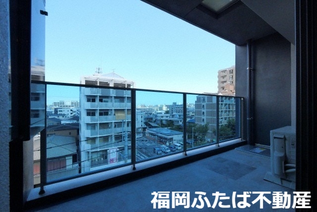 アルティザ大橋駅前の内装写真