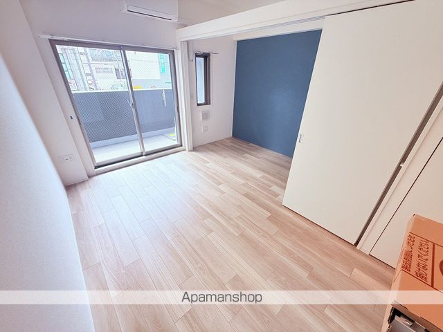 地下鉄長堀鶴見緑地線 蒲生四丁目駅 徒歩1分 10階建 築1年の居間写真