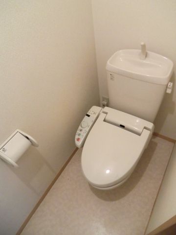 トイレ　温水洗浄暖房便座
