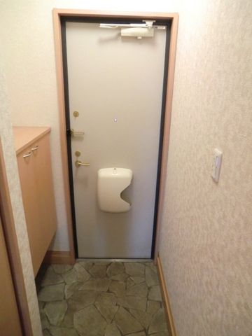 玄関　シューズボックス完備