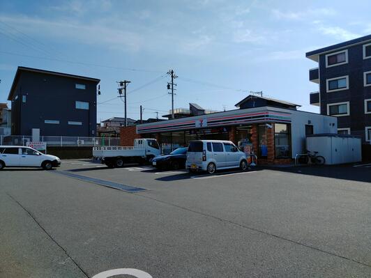 コンビニ　セブンイレブン 掛川長谷店（コンビニ）まで1315m