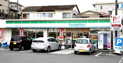 コンビニ　ファミリーマートシマダ永田北二丁目店（コンビニ）まで683m