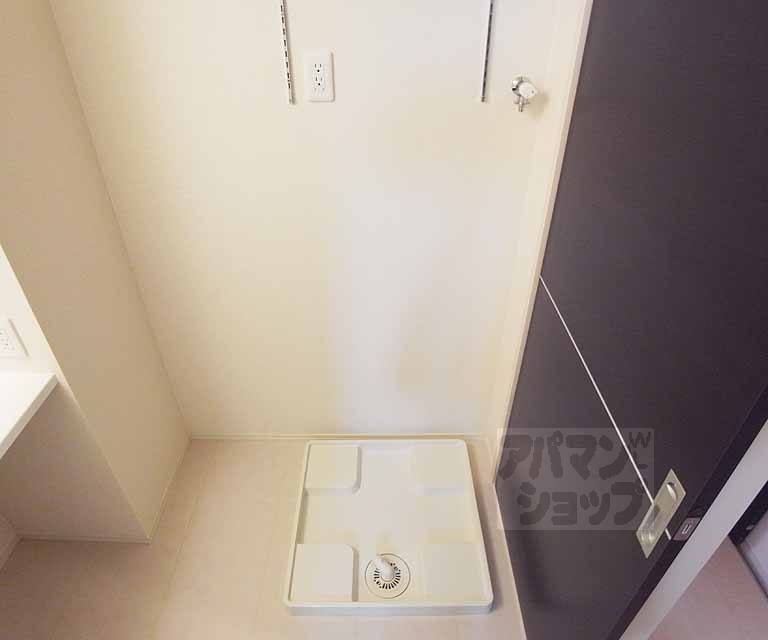 その他設備　室内洗濯機置き場。