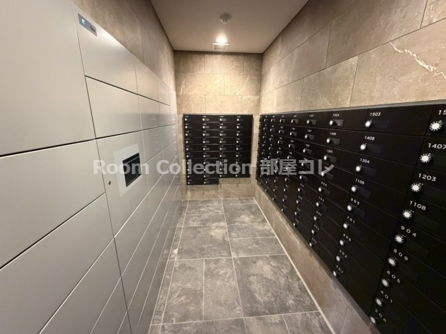 ロビー　同物件他部屋写真 反転の場合有現況優先