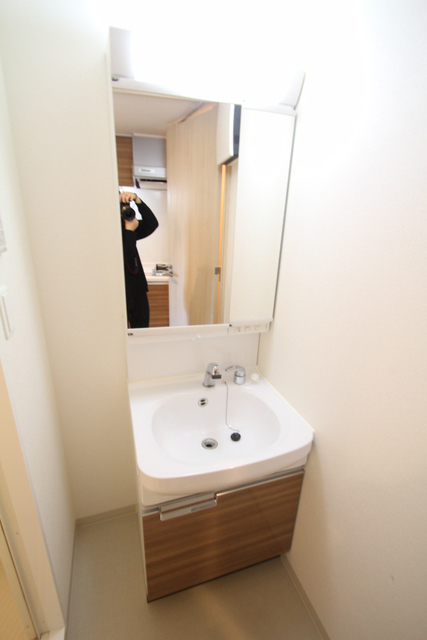 洗面設備　※別室の参考写真の為、現況優先です。