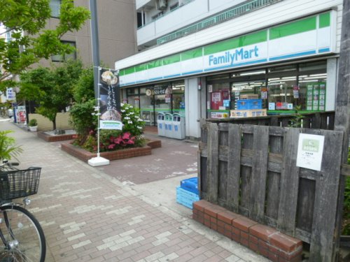 コンビニ　ファミリーマート　本所立川店（コンビニ）まで398m