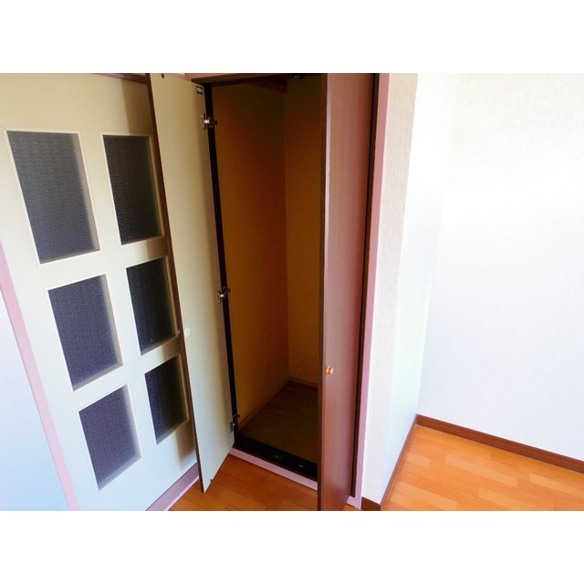 メゾンセシボン東部の内装写真