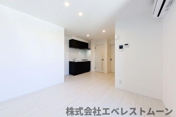 あおなみ線 荒子川公園駅 徒歩6分 3階建 築3年の居間写真