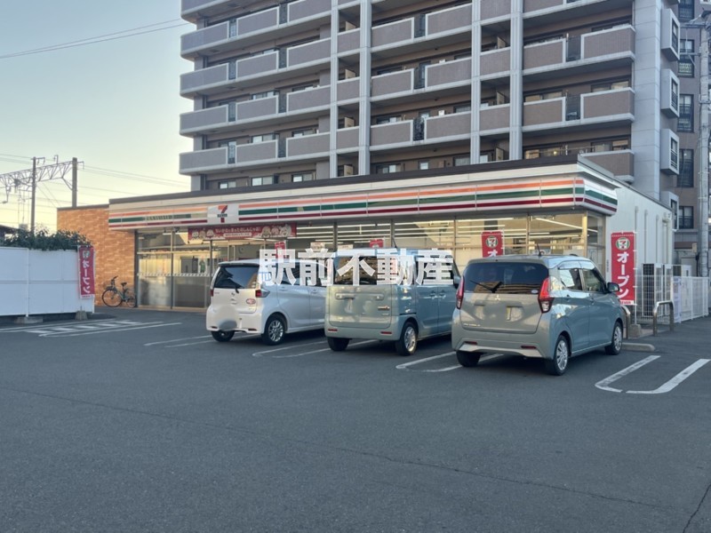 コンビニ　セブンイレブン玉名駅東店（コンビニ）まで400m