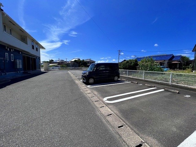 駐車場　駐車場があります