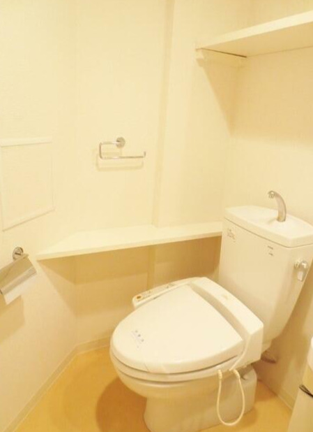 ＪＲ常磐線 亀有駅 徒歩7分 9階建 築20年のトイレ写真