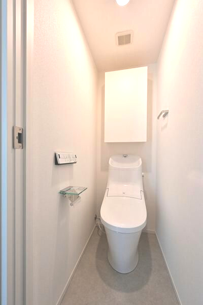 トイレ　トイレもきれいです