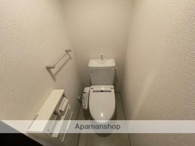 東武東上線 北池袋駅 徒歩5分 4階建 築20年のトイレ写真