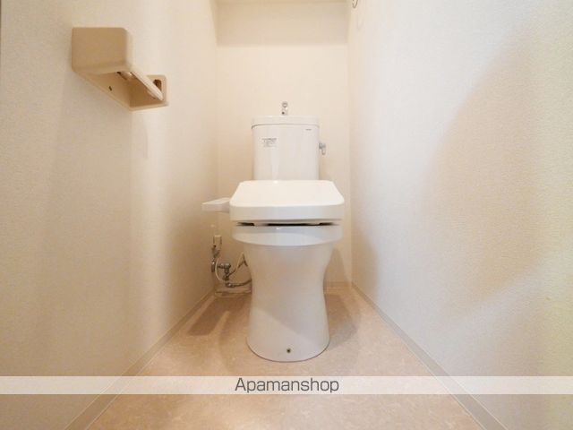 地下鉄長堀鶴見緑地線 玉造駅 徒歩1分 14階建 築10年のトイレ写真