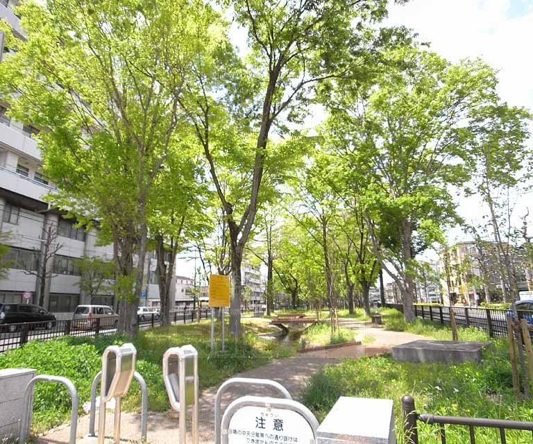 地下鉄烏丸線 北大路駅 徒歩10分 2階建 築13年の周辺写真
