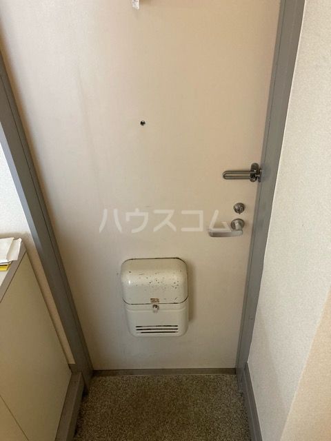 小田急江ノ島線 高座渋谷駅 徒歩7分 2階建 築36年の玄関写真