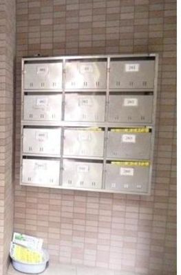 東京メトロ日比谷線 三ノ輪駅 徒歩5分 5階建 築24年の外観写真