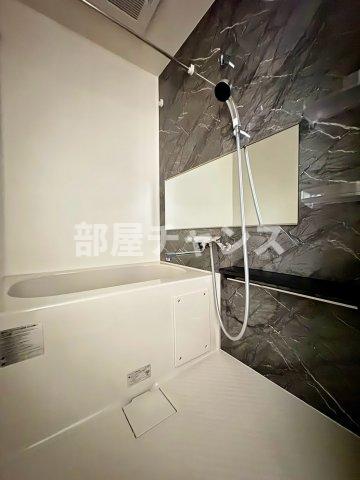 地下鉄鶴舞線 浅間町駅 徒歩6分 12階建 築1年の風呂写真